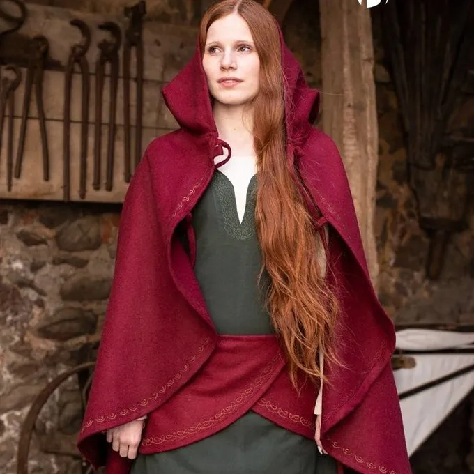 Burgschneider Cape Affra Wool, Red 1 Burgschneider Cape Affra Wool, Red