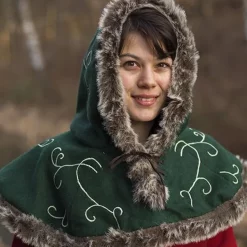 Epic Armoury Fur Hood Gisla, Green 11 Epic Armoury Fur Hood Gisla, Green -Medieval Clothing Sales Store fur hood gisla green 5