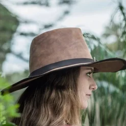 Rawblade Musketeer Hat Delacroix, Weathered Brown -Medieval Clothing Sales Store musketeer hat delacroix weathered brown 2