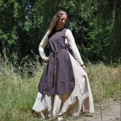 Leonardo Carbone Surcoat Sigrid, Dark Brown -Medieval Clothing Sales Store surcoat sigrid dark brown 5