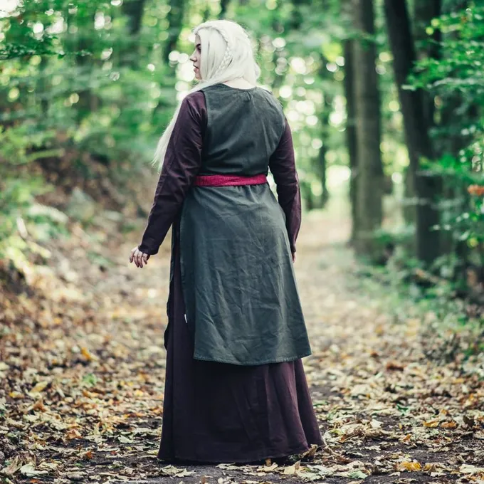 Leonardo Carbone Surcoat Sigrid, Green 5 Leonardo Carbone Surcoat Sigrid, Green - Image 5