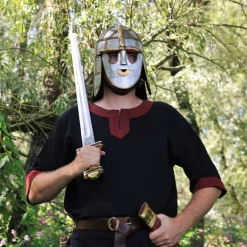 Leonardo Carbone Tunic Edgar, Black/red -Medieval Clothing Sales Store tunic edgar black red 4