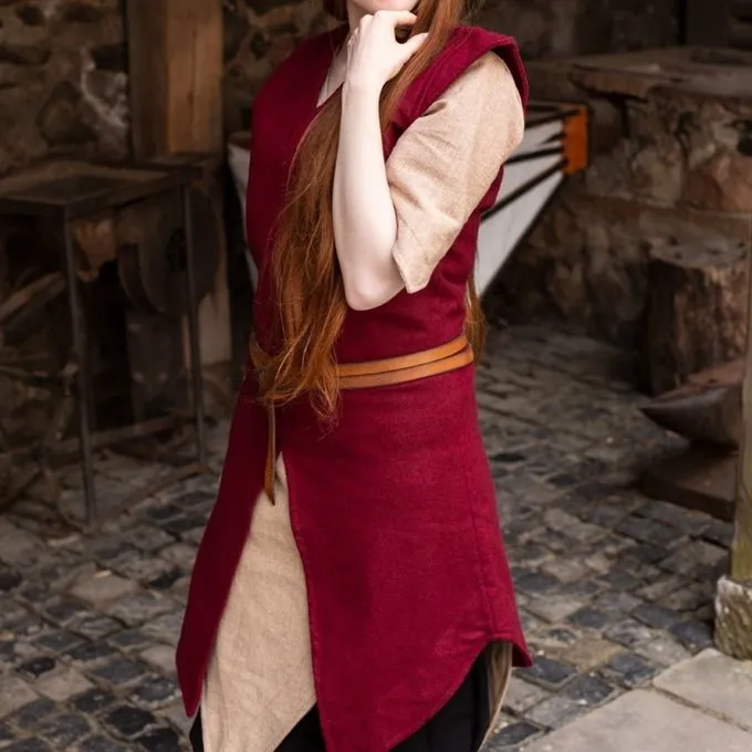 Burgschneider Tunic Meril, Wool, Red 2 Burgschneider Tunic Meril, Wool, Red - Image 2