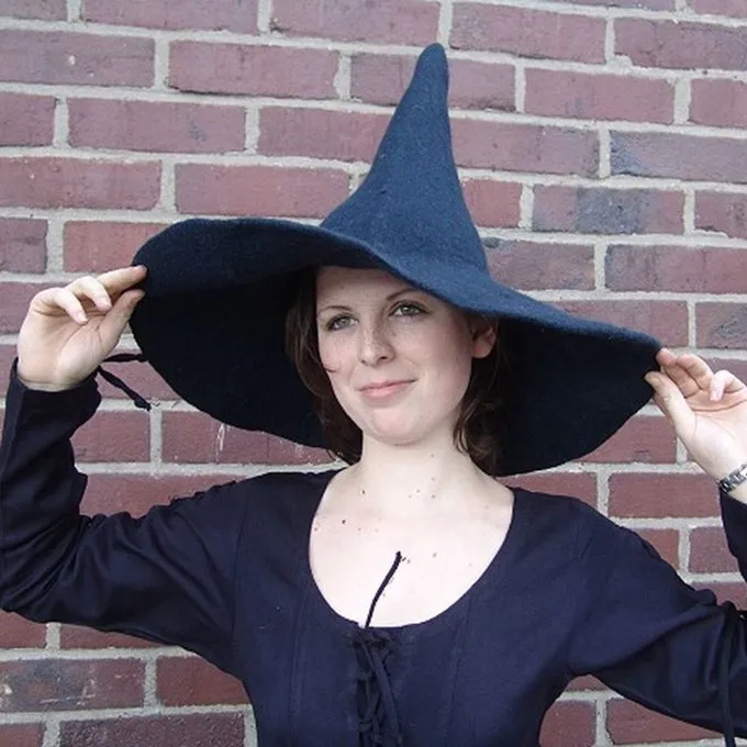 Leonardo Carbone Witches Hat, Blue 3 Leonardo Carbone Witches Hat, Blue - Image 3