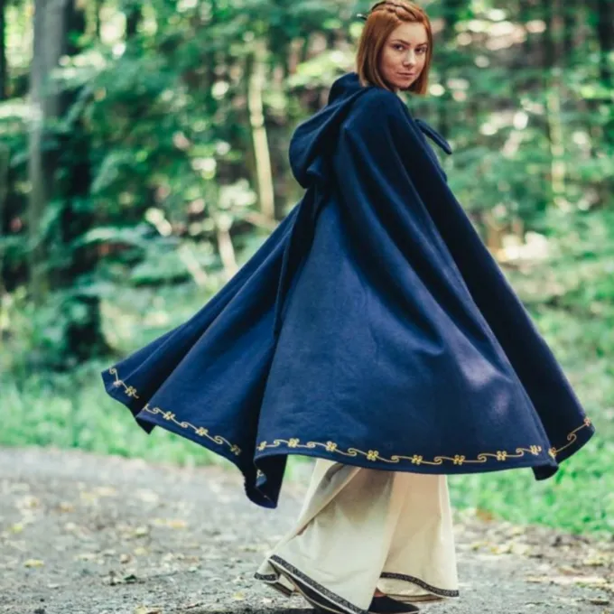 Leonardo Carbone Wool Cloak Ceridwen, Blue 2 Leonardo Carbone Wool Cloak Ceridwen, Blue - Image 2