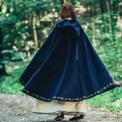 Leonardo Carbone Wool Cloak Ceridwen, Blue 10 Leonardo Carbone Wool Cloak Ceridwen, Blue -Medieval Clothing Sales Store wool cloak ceridwen blue 4