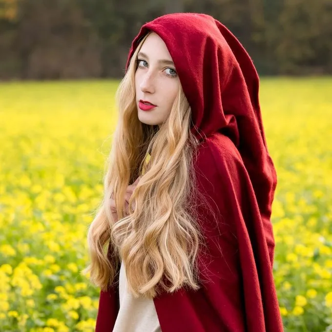 Leonardo Carbone Wool Cloak Daniel, Red 2 Leonardo Carbone Wool Cloak Daniel, Red - Image 2