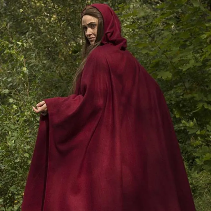 Epic Armoury Wool Travelers Cloak Red 6 Epic Armoury Wool Travelers Cloak Red - Image 6
